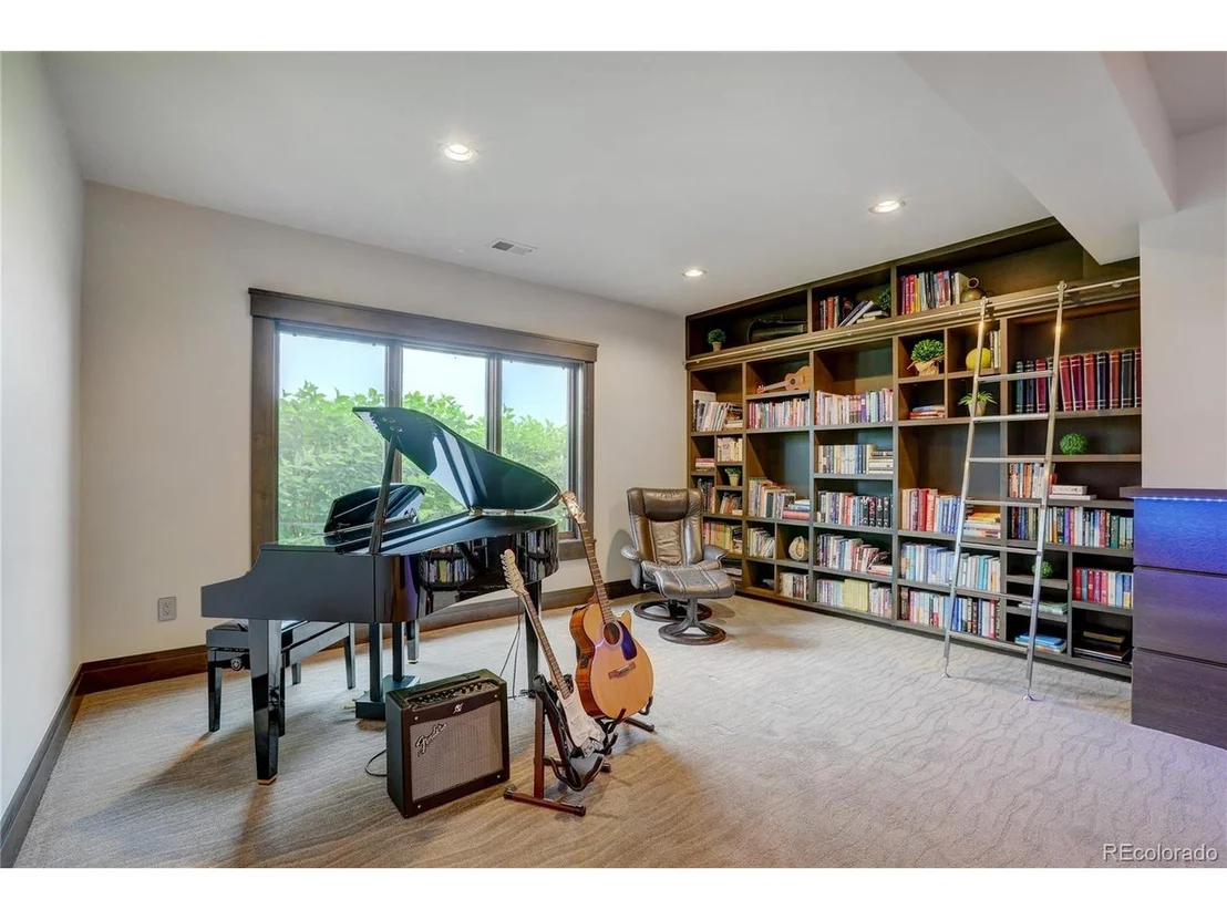 Photo of 6438 Sanctuary Dr