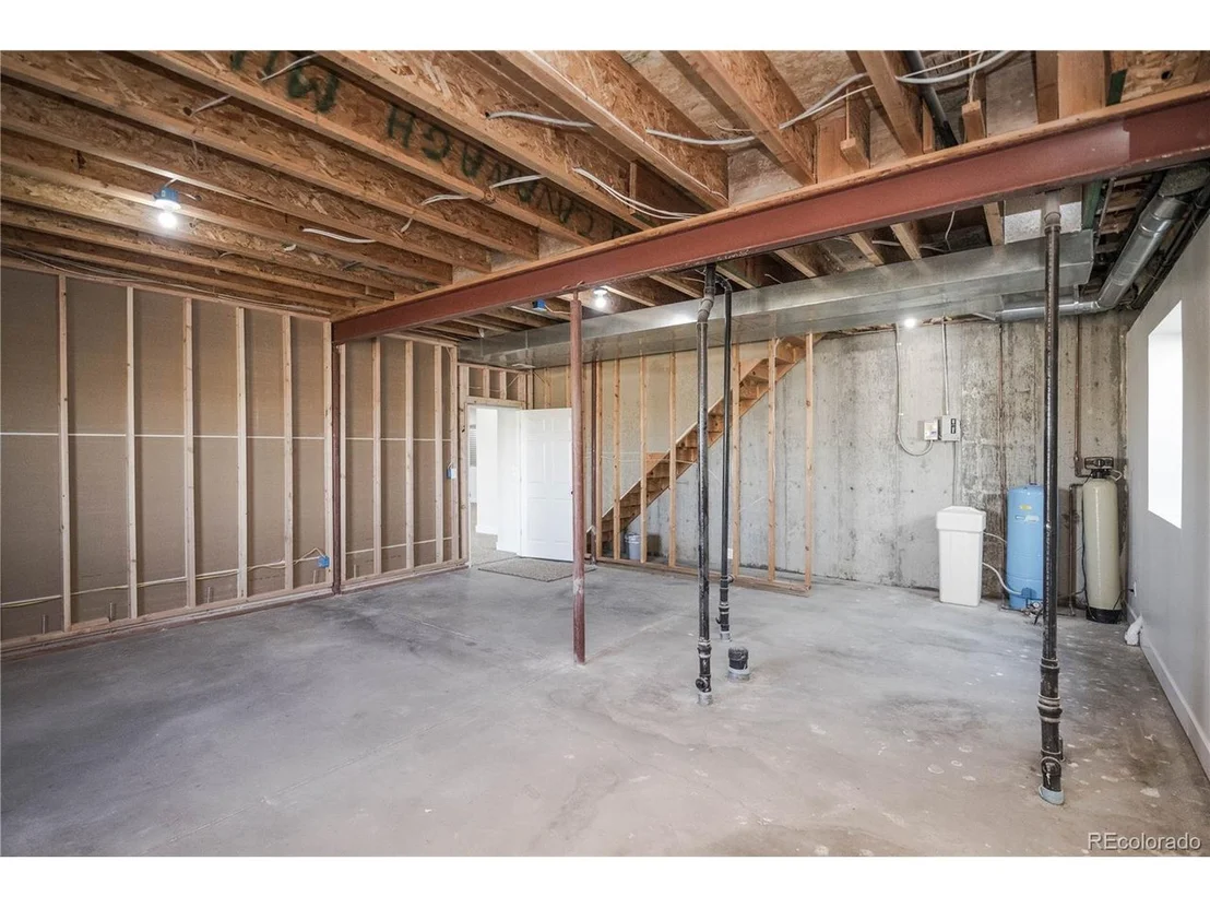 Photo of 13880 Cavanaugh Rd