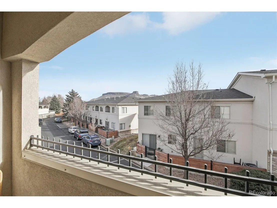 Photo of 722 Elm Cir