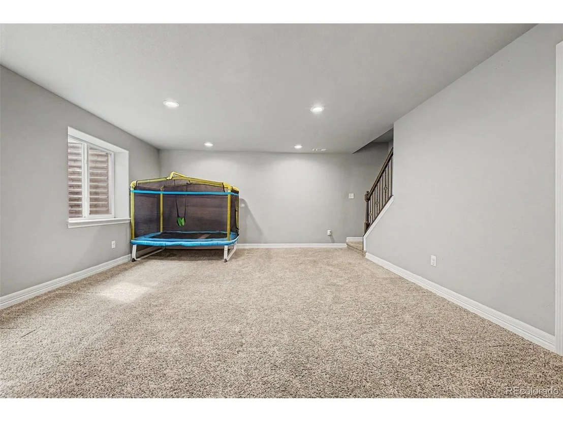 Photo of 4689 Waltham Dr