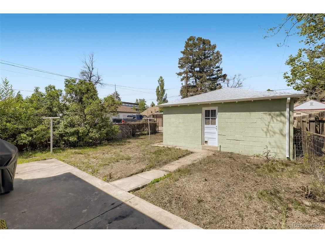 Photo of 3883 Lowell Blvd
