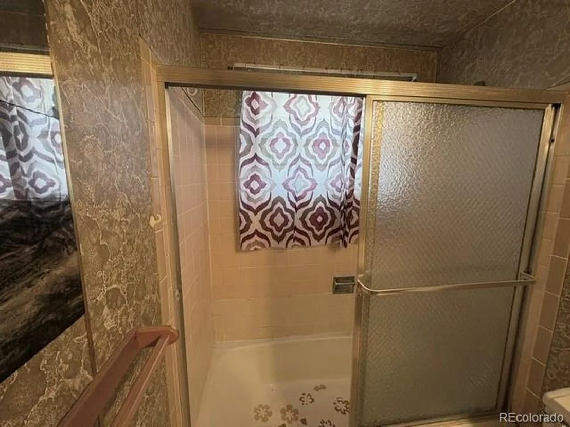 Photo of 1461 Phillips Dr