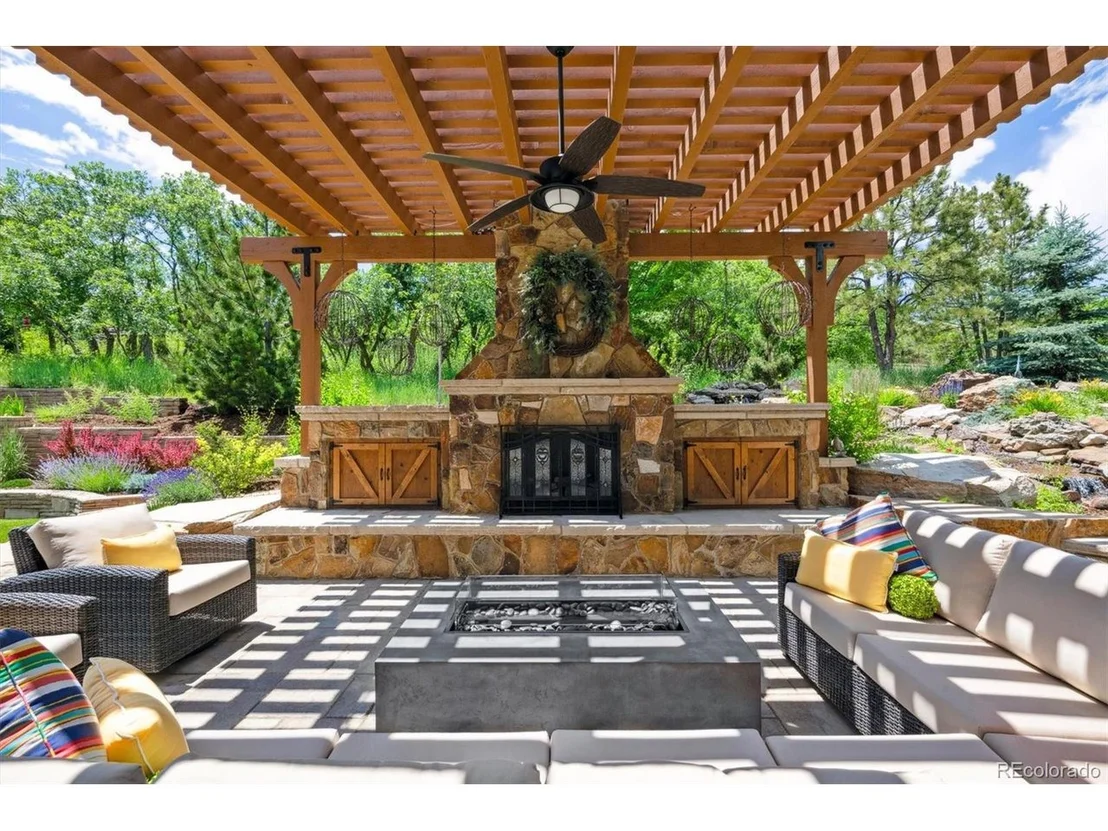Photo of 6100 Huron Ln