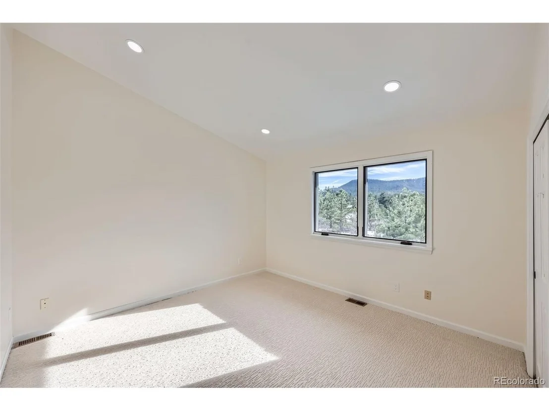 Photo of 1298 Silverheels Dr