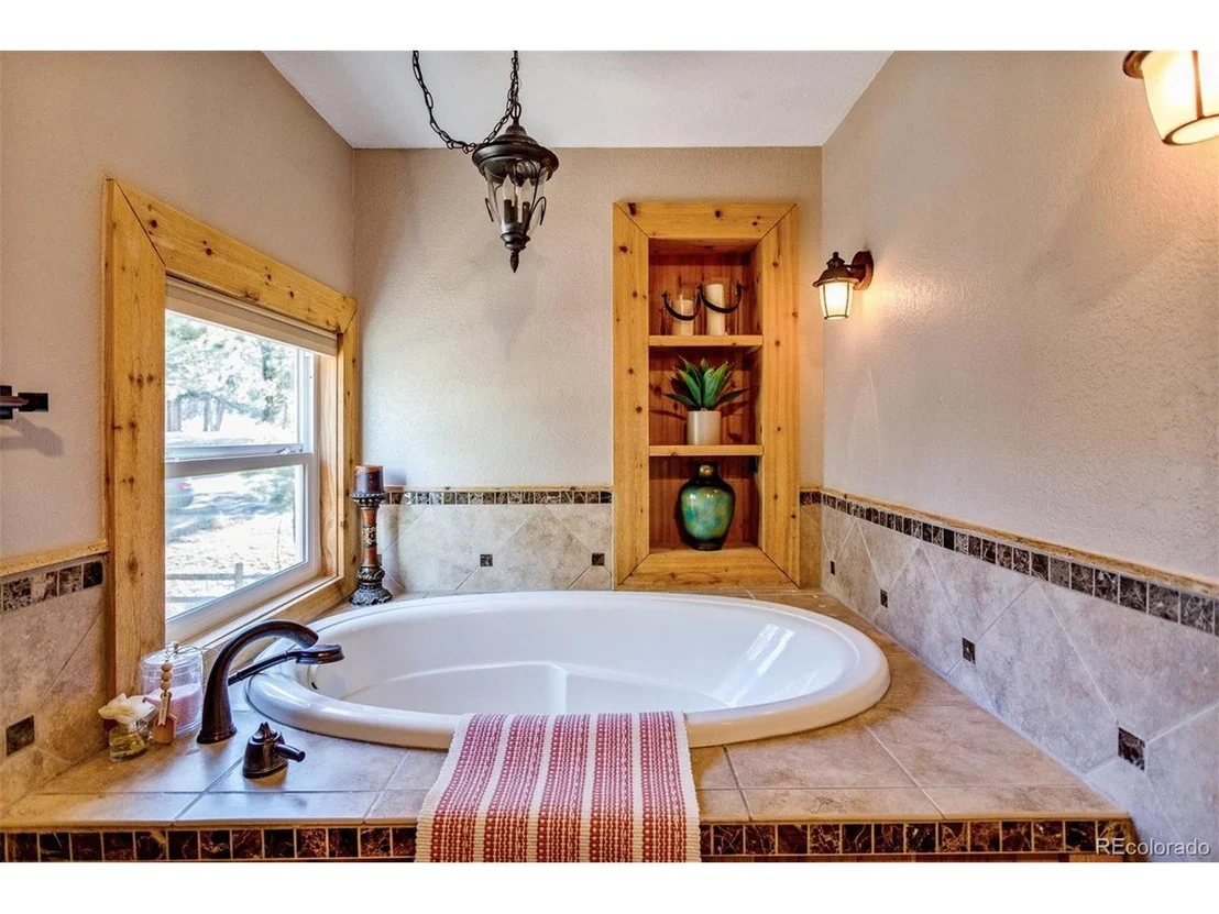 Photo of 8355 Lightening View Dr