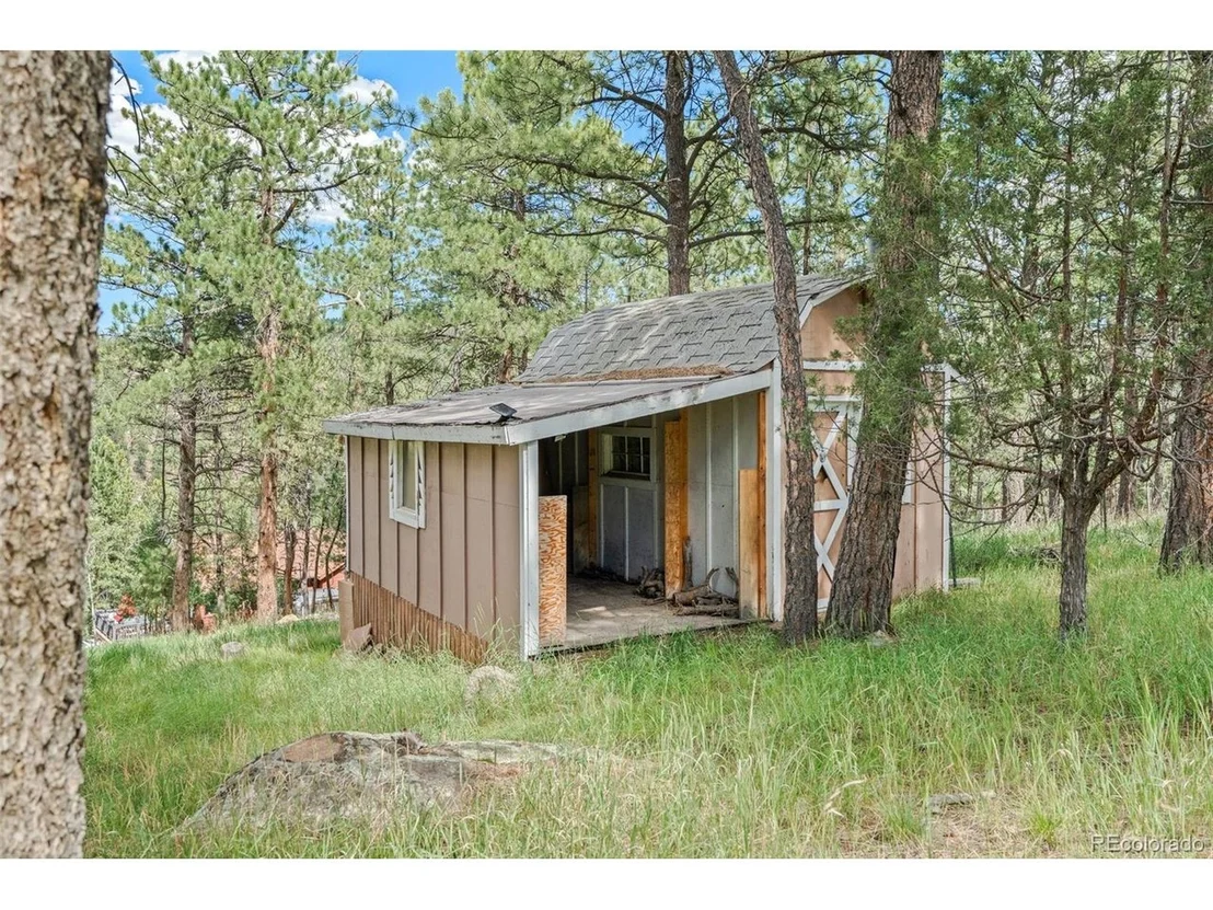Photo of 1933 Roland Dr