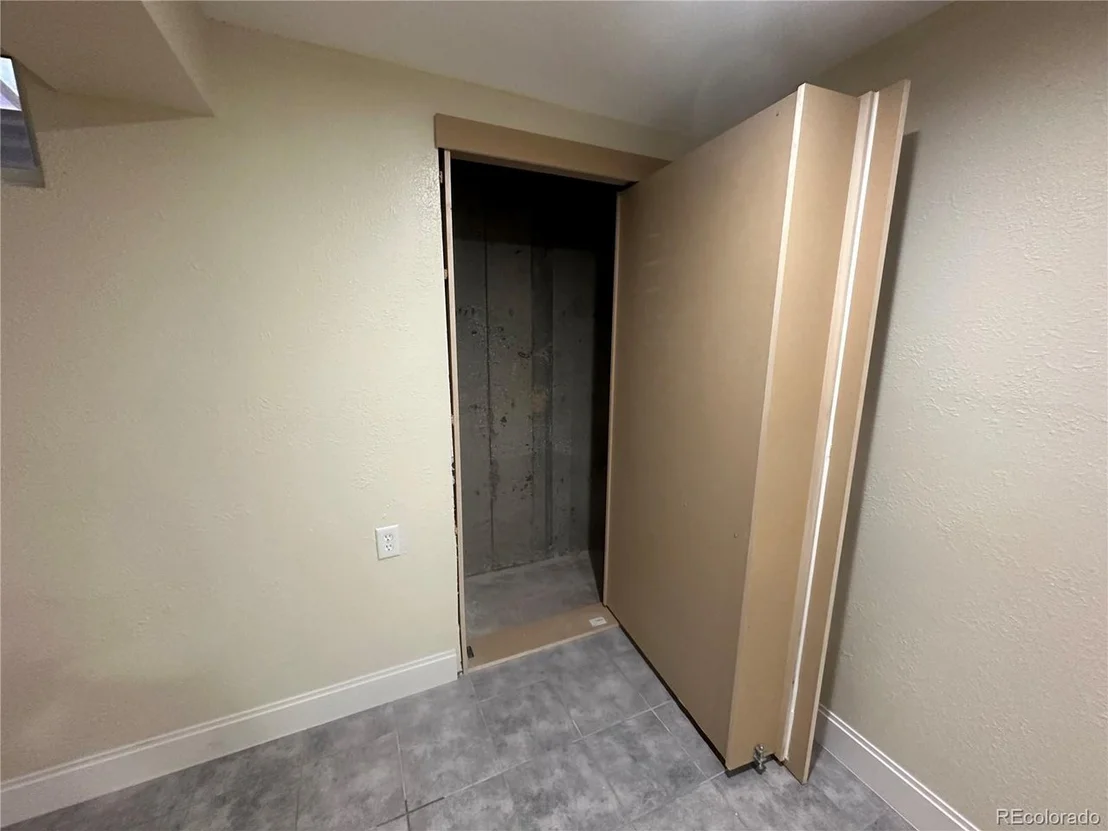 Photo of 203 Cypress Cir