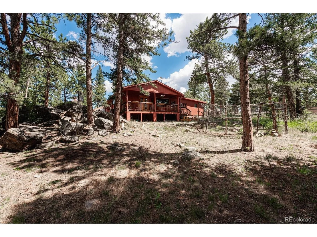 Photo of 297 Circle Dr