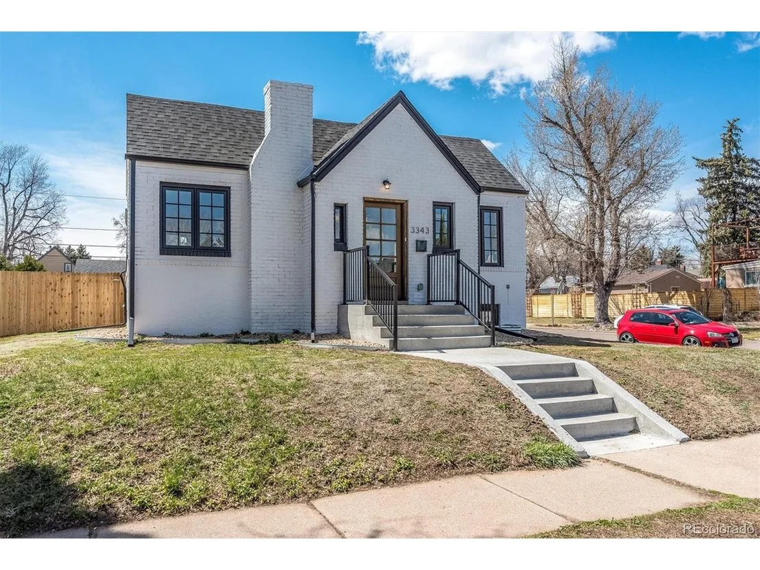 Photo of 3343 Lowell Blvd