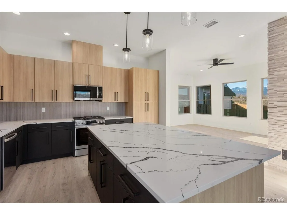 Photo of 126 Cotopaxi Ln