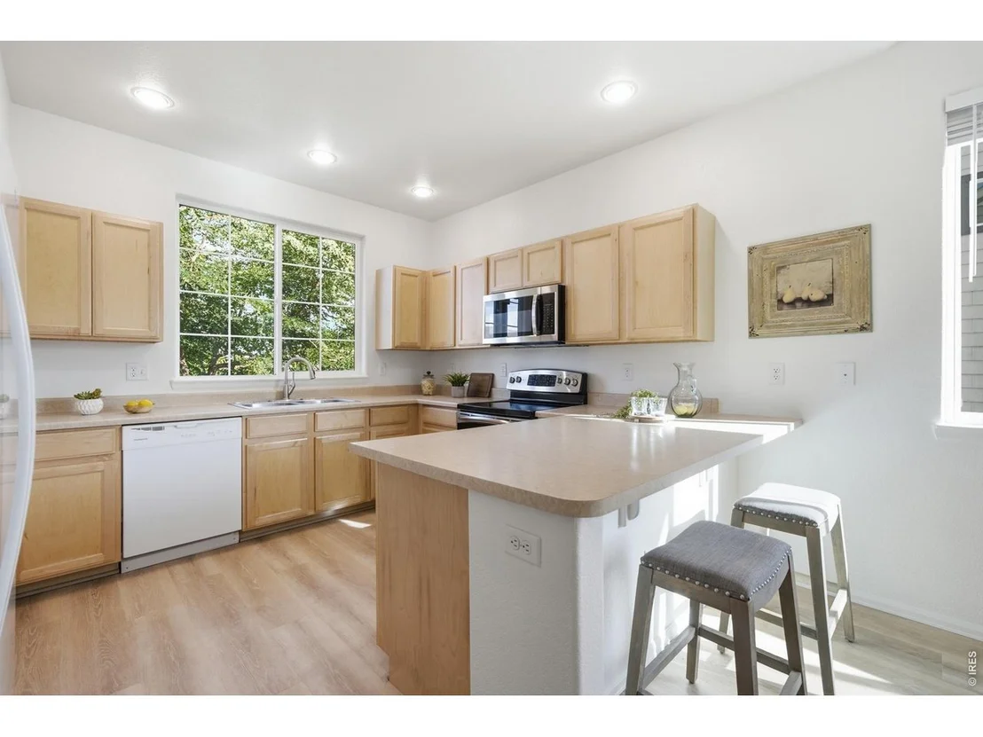 Photo of 354 Shadowbrook Dr