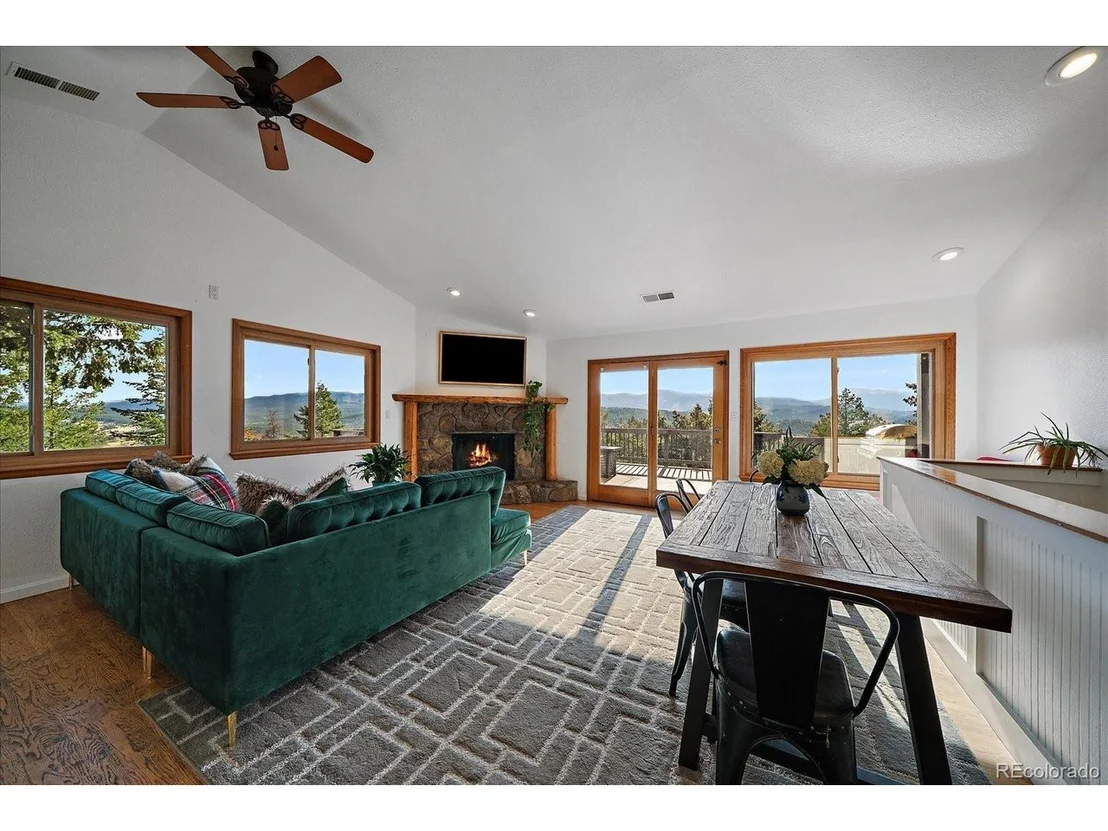 Photo of 26792 Hilltop Rd