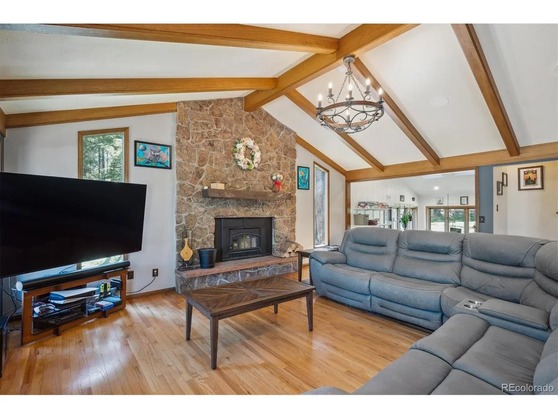 Photo of 25357 Snyder Ave