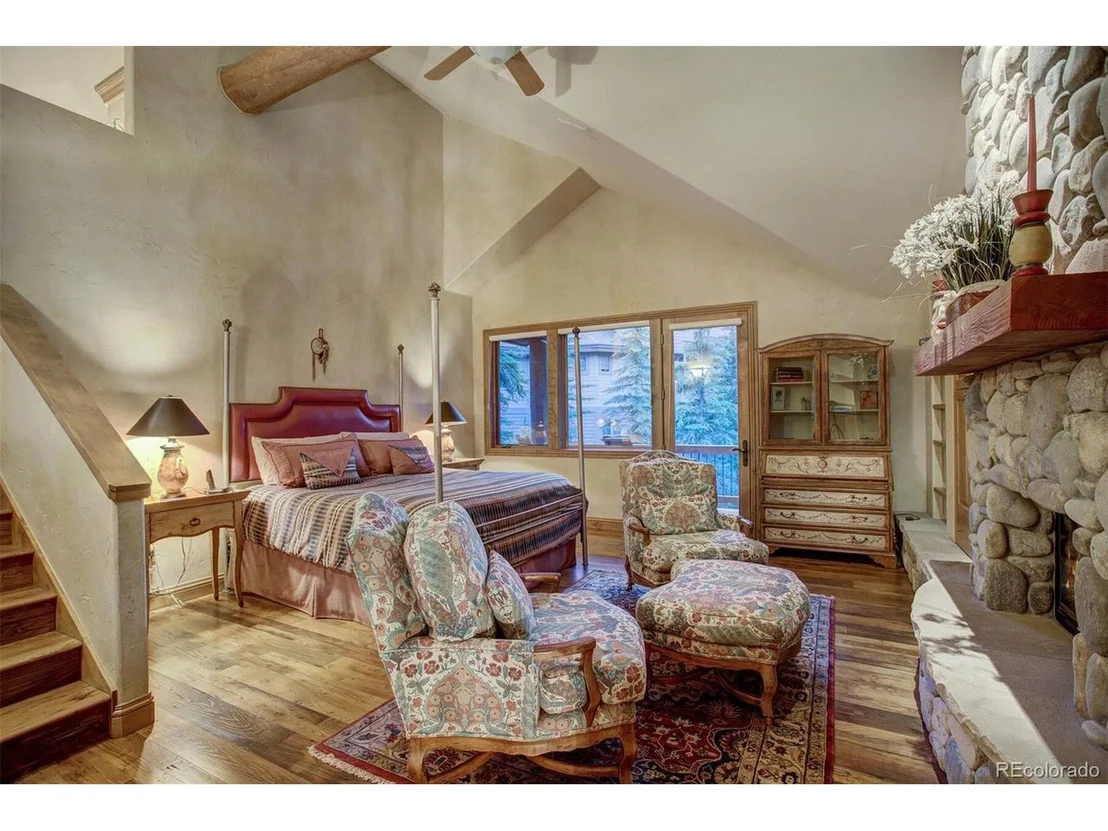 Photo of 140 Goldenrod Cir