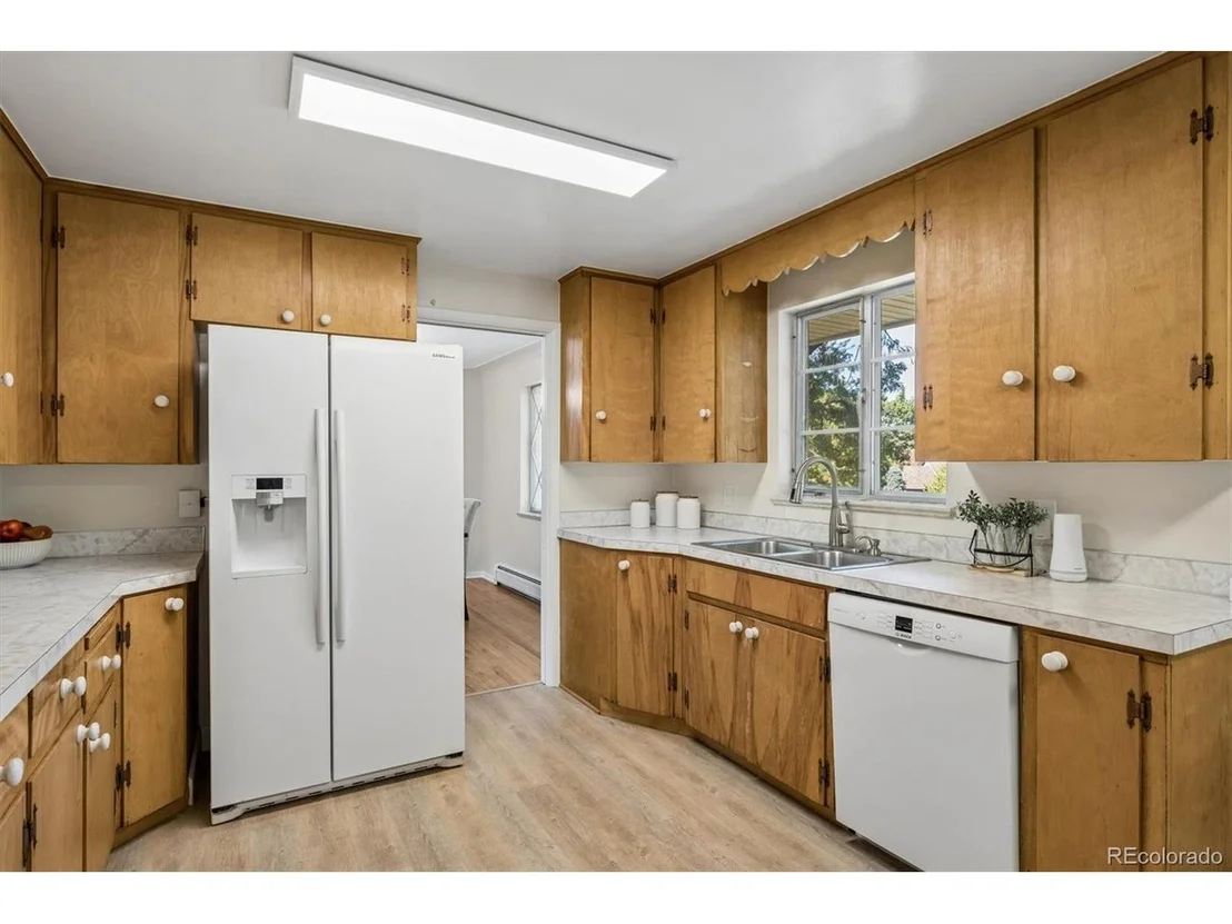 Photo of 2895 Garden Rd