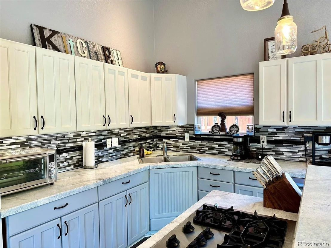 Photo of 3400 Collins Ave