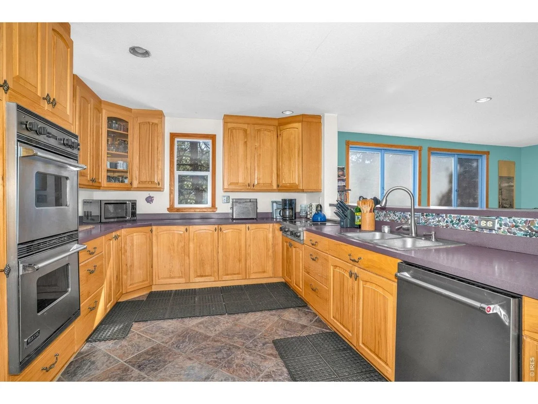 Photo of 527 Hemlock Dr