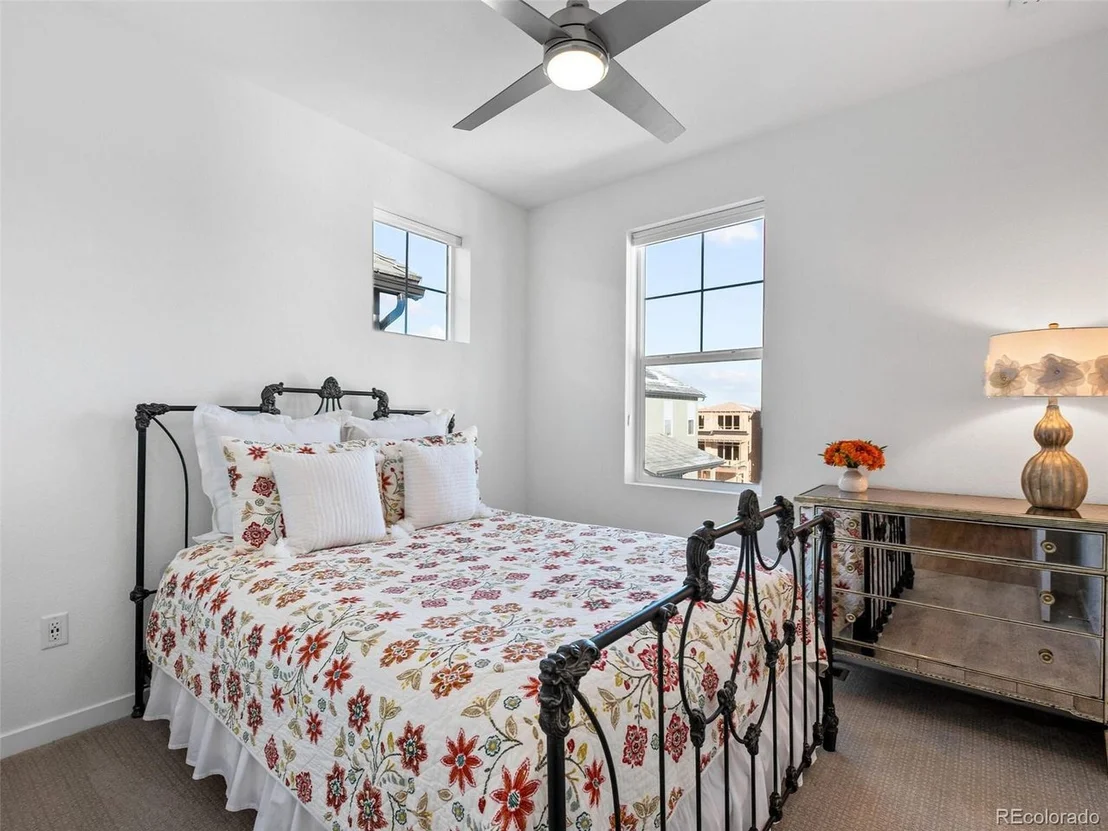 Photo of 11077 Sunshimmer Cir