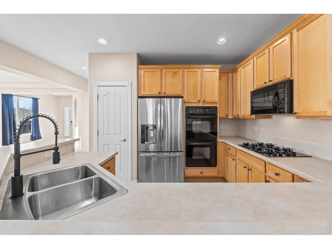Photo of 512 Tumbleweed Dr