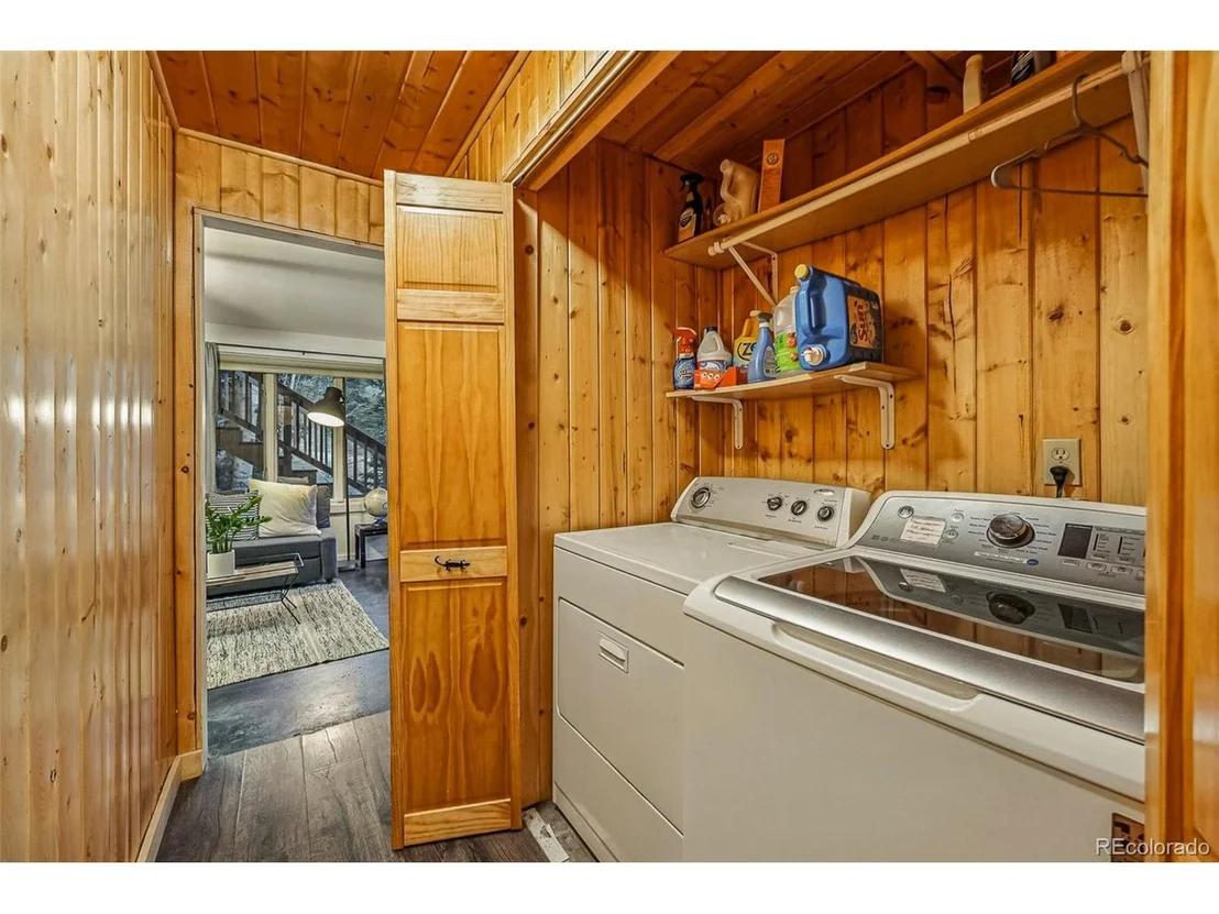 Photo of 34788 Forest Estates Rd