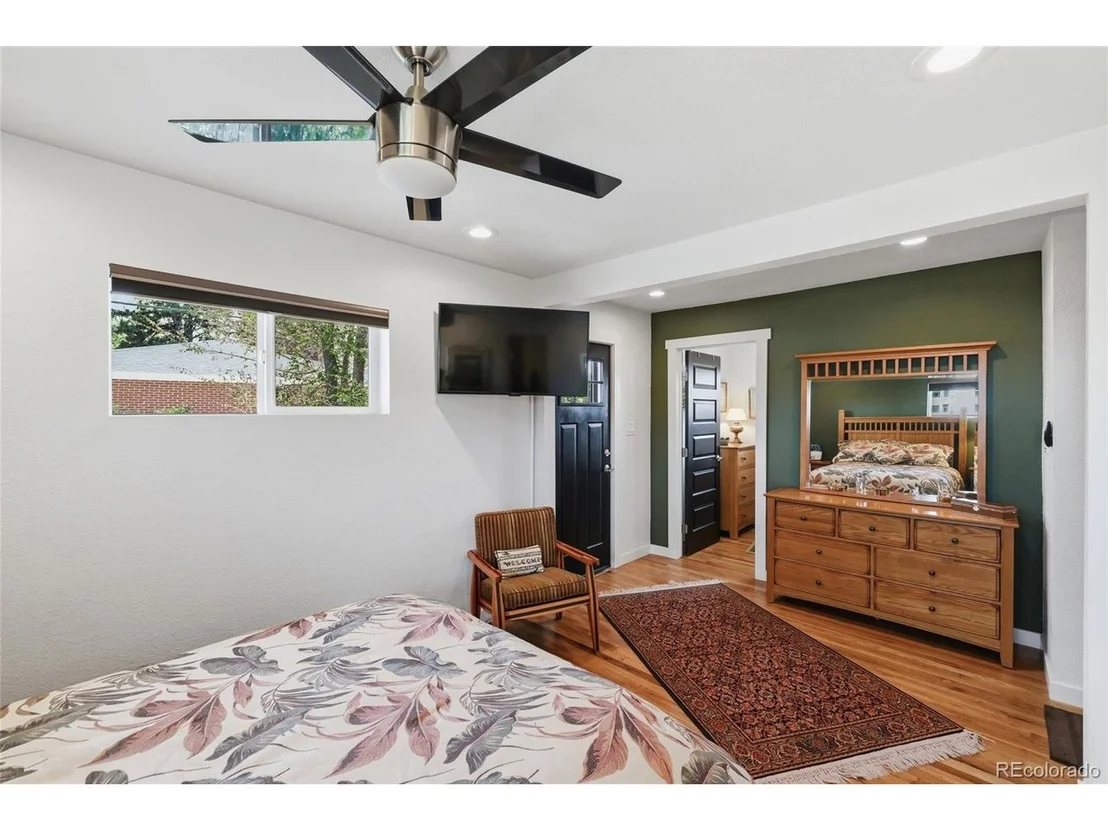 Photo of 2705 Sunset Ln