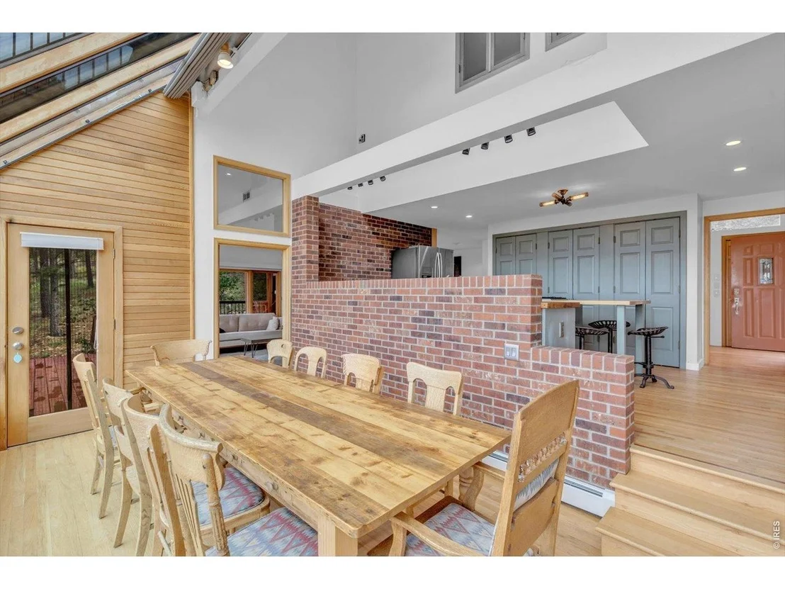 Photo of 1197 Weaver Dr