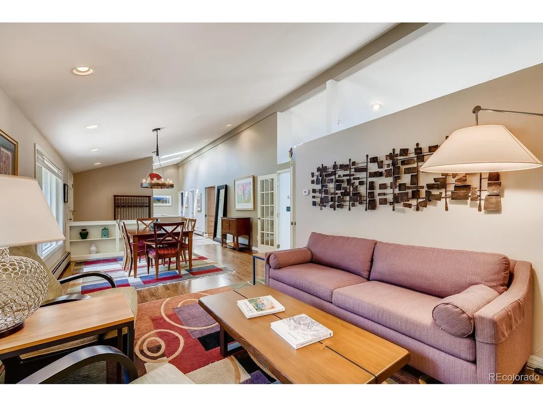 Photo of 2750 Howell Rd