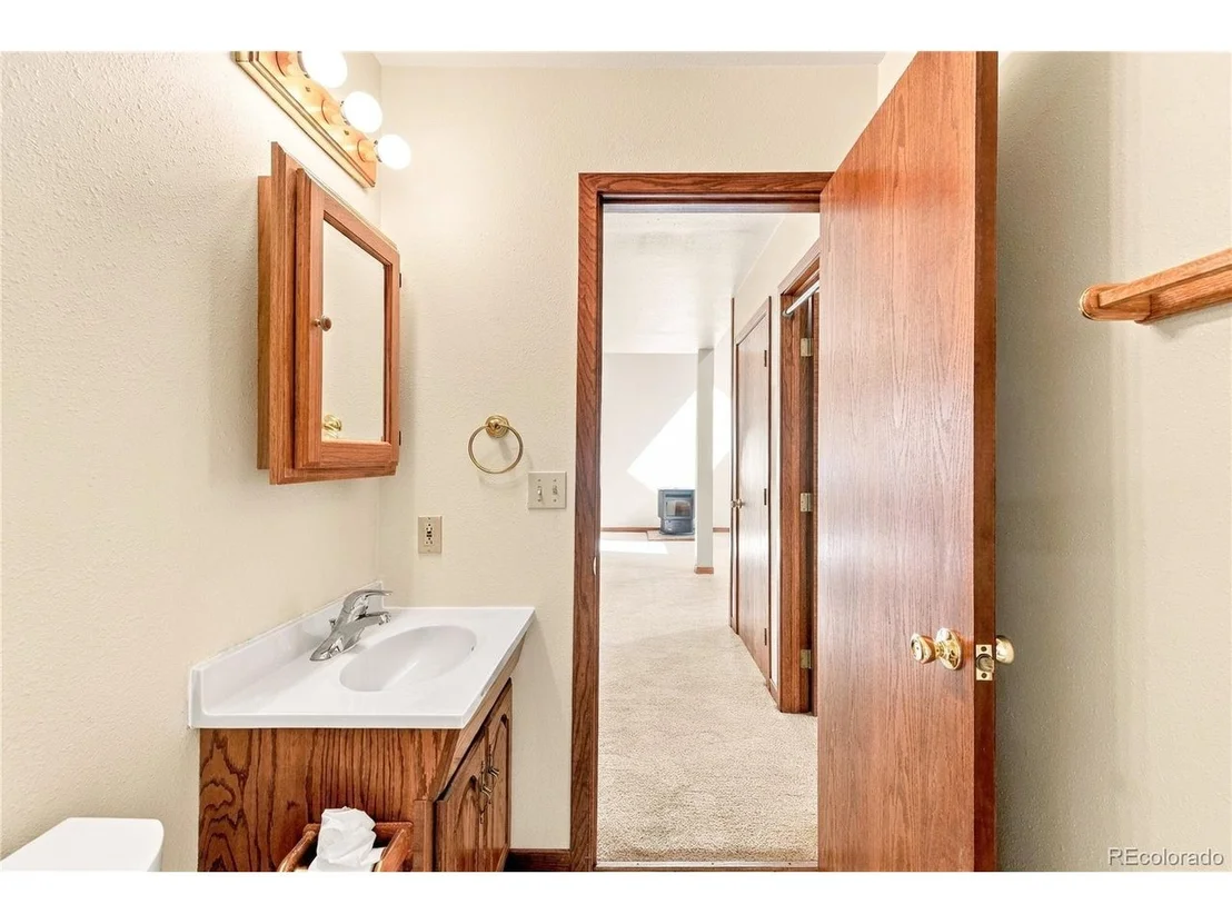 Photo of 211 Cedar Way
