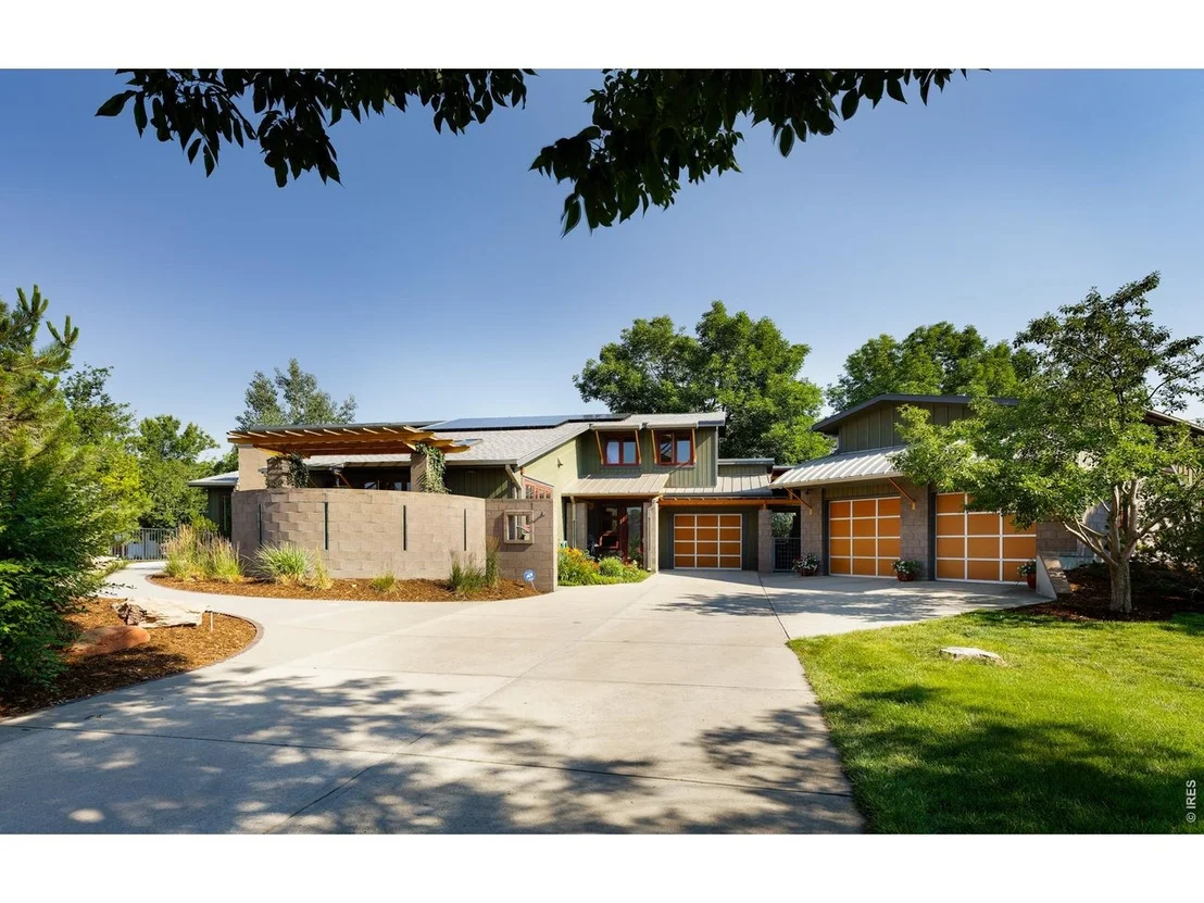 Photo of 8929 Tahoe Ln