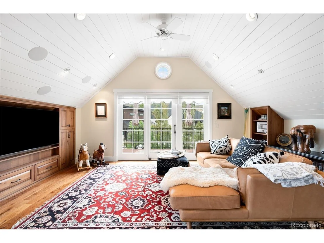 Photo of 3166 Juniper Ct