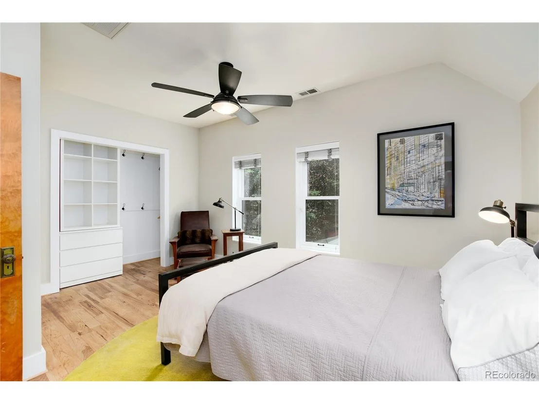 Photo of 3115 Lowell Blvd
