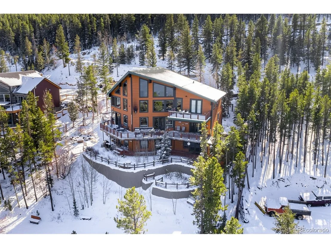 Photo of 275 Alpine Dr