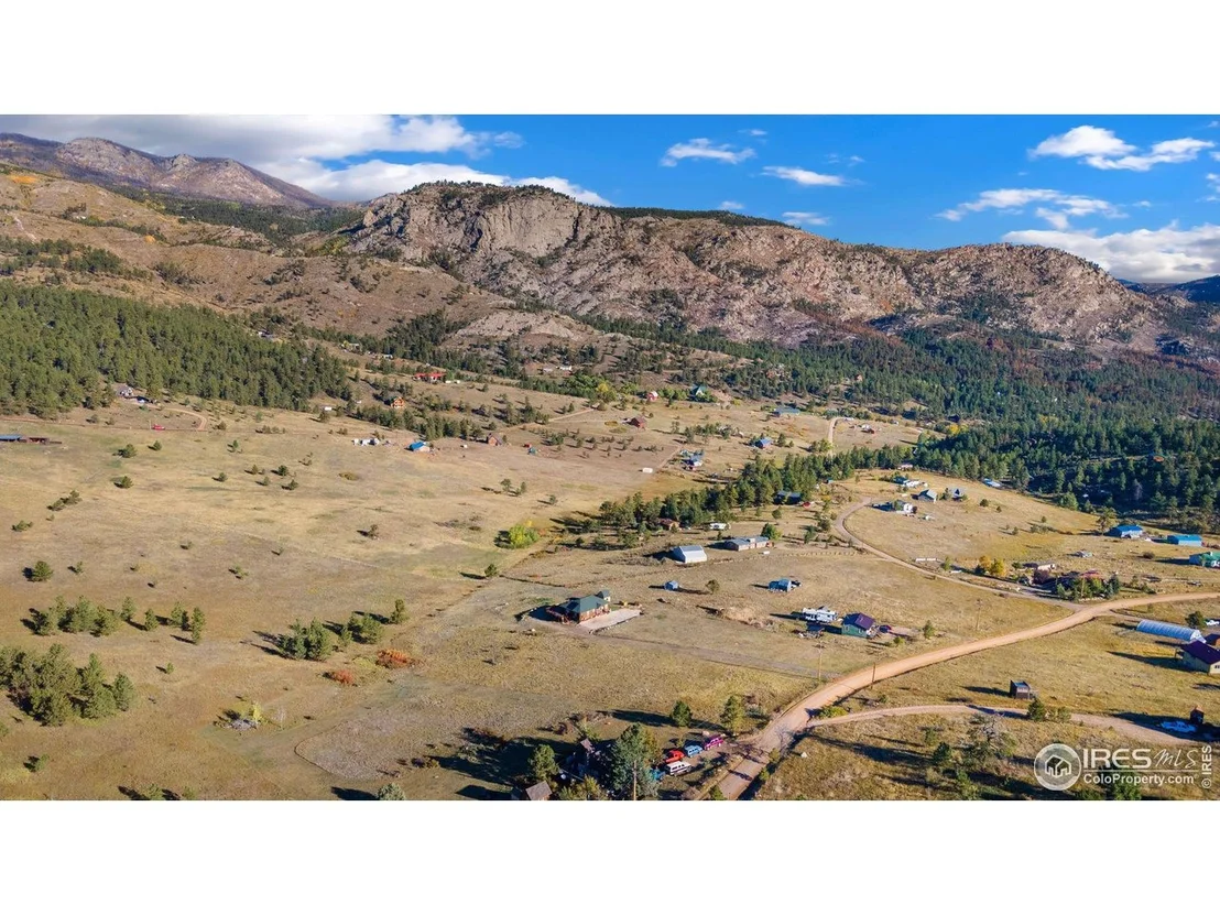 Photo of 491 Snow Top Dr