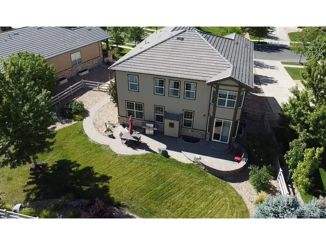 Photo of 2647 Gray Wolf Loop