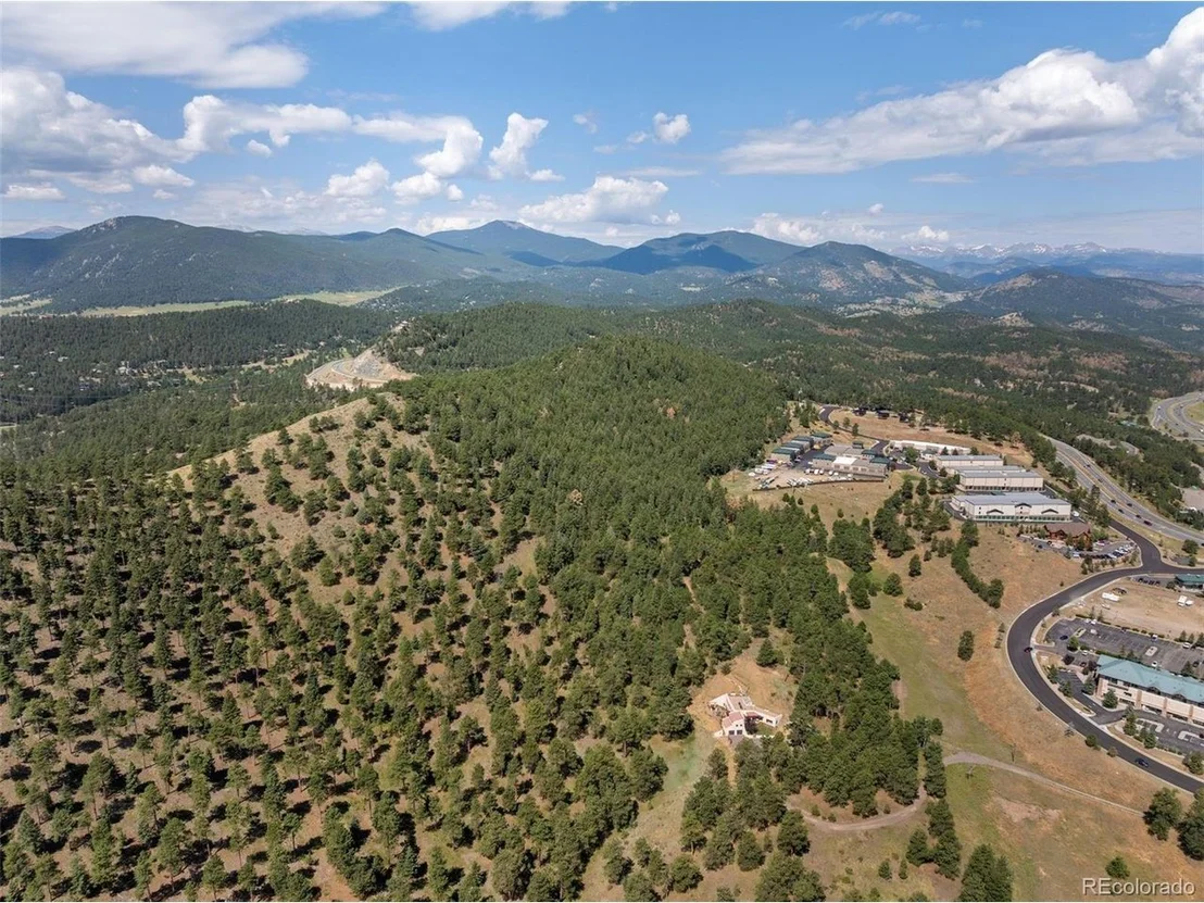 Photo of 1053 Red Moon Rd