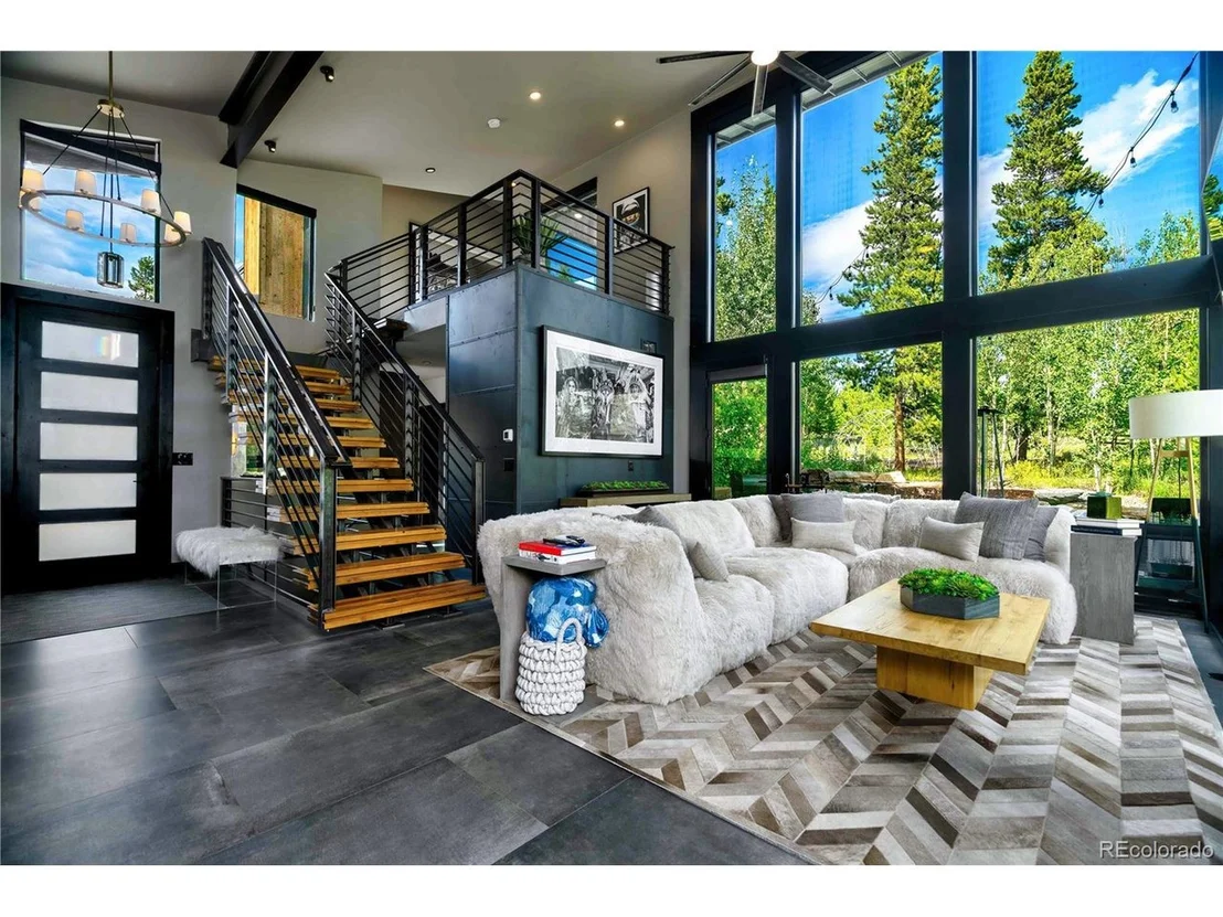 Photo of 1225 County Road 5221