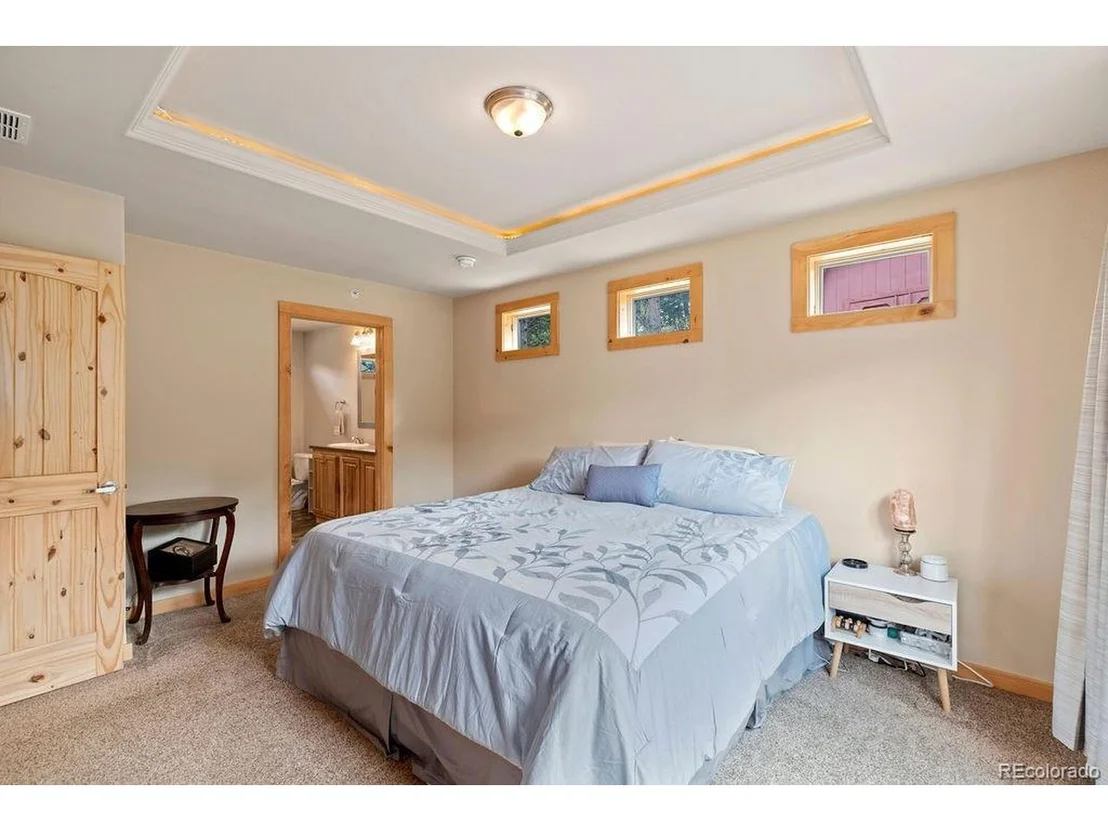 Photo of 232 Saint Vrain Rd
