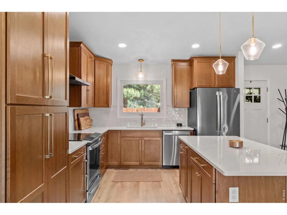 Photo of 817 Parkview Dr