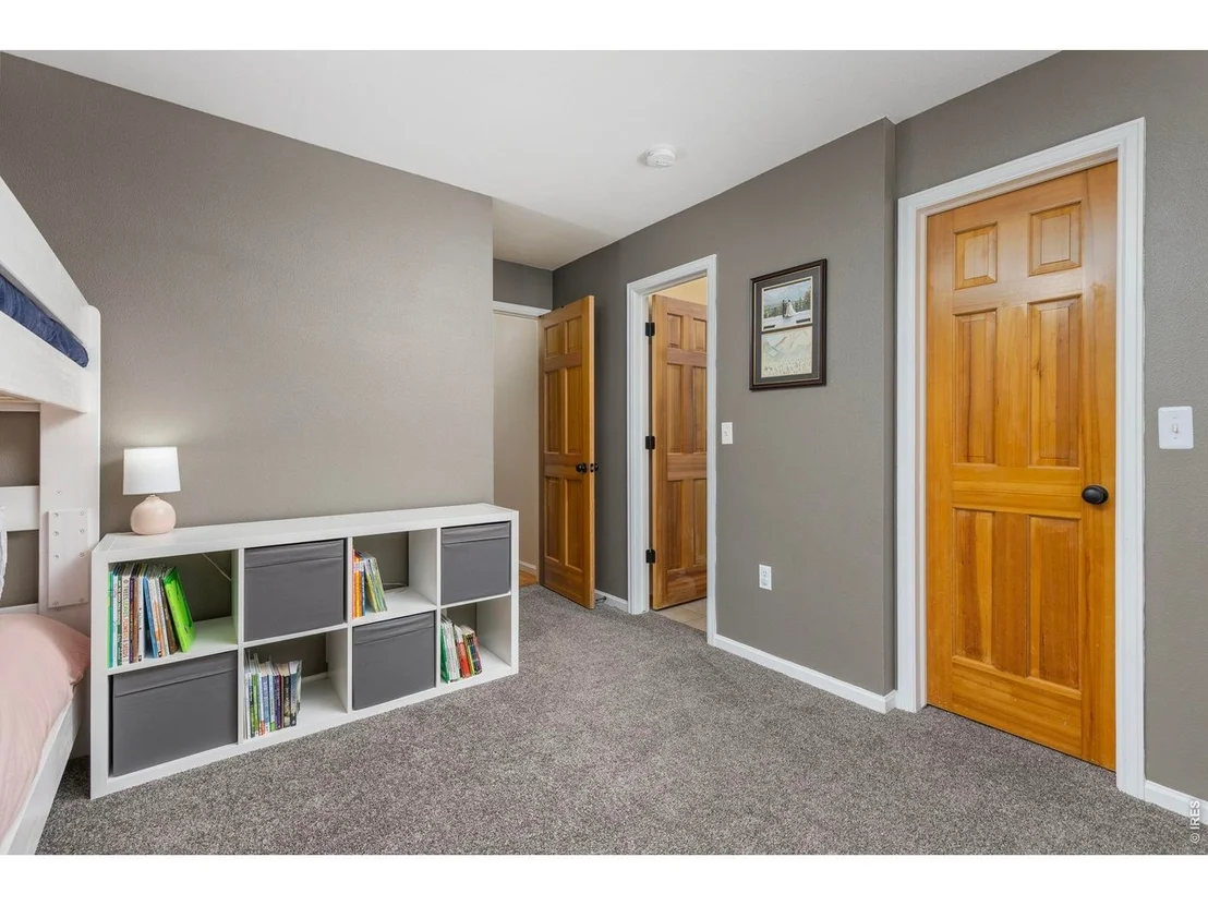 Photo of 428 Aspen Ln