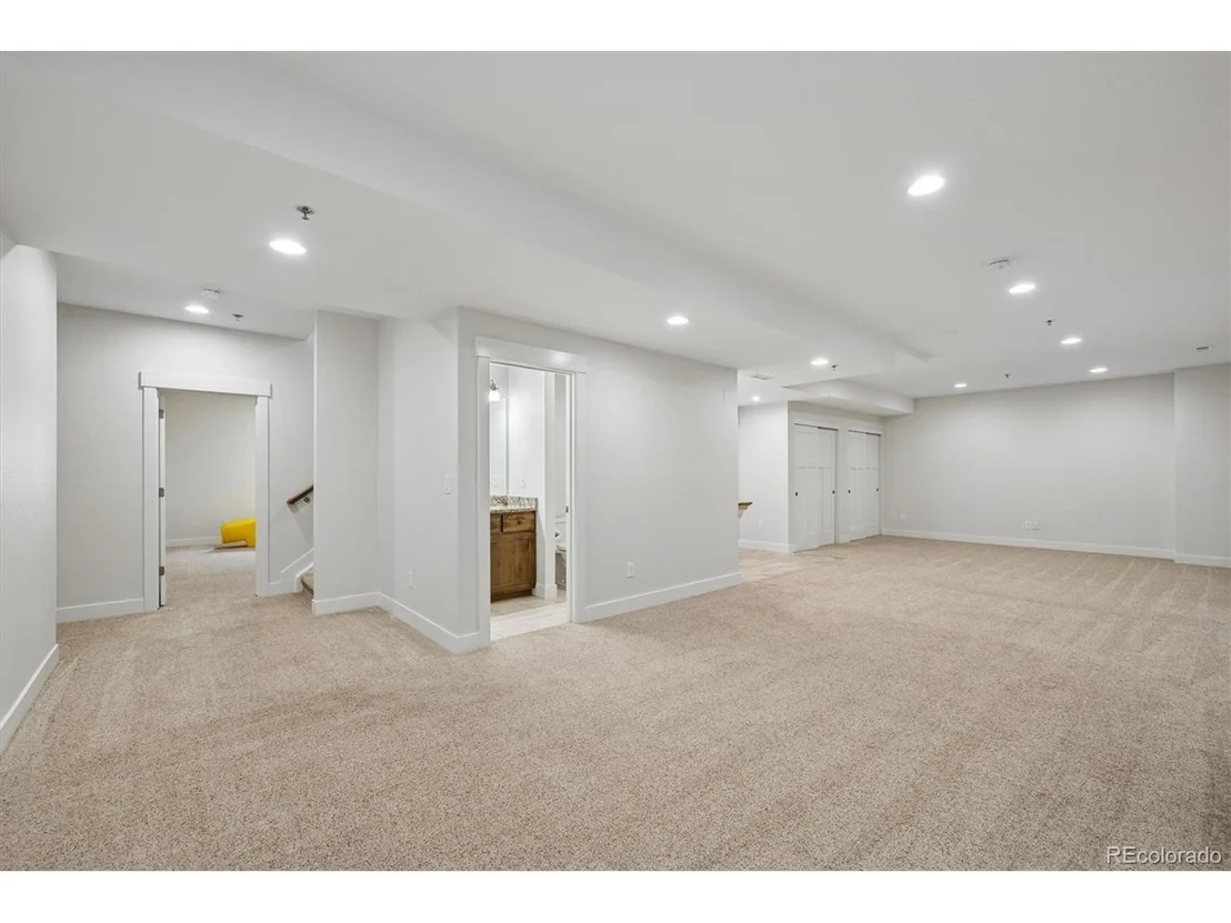 Photo of 3924 W 116th Way
