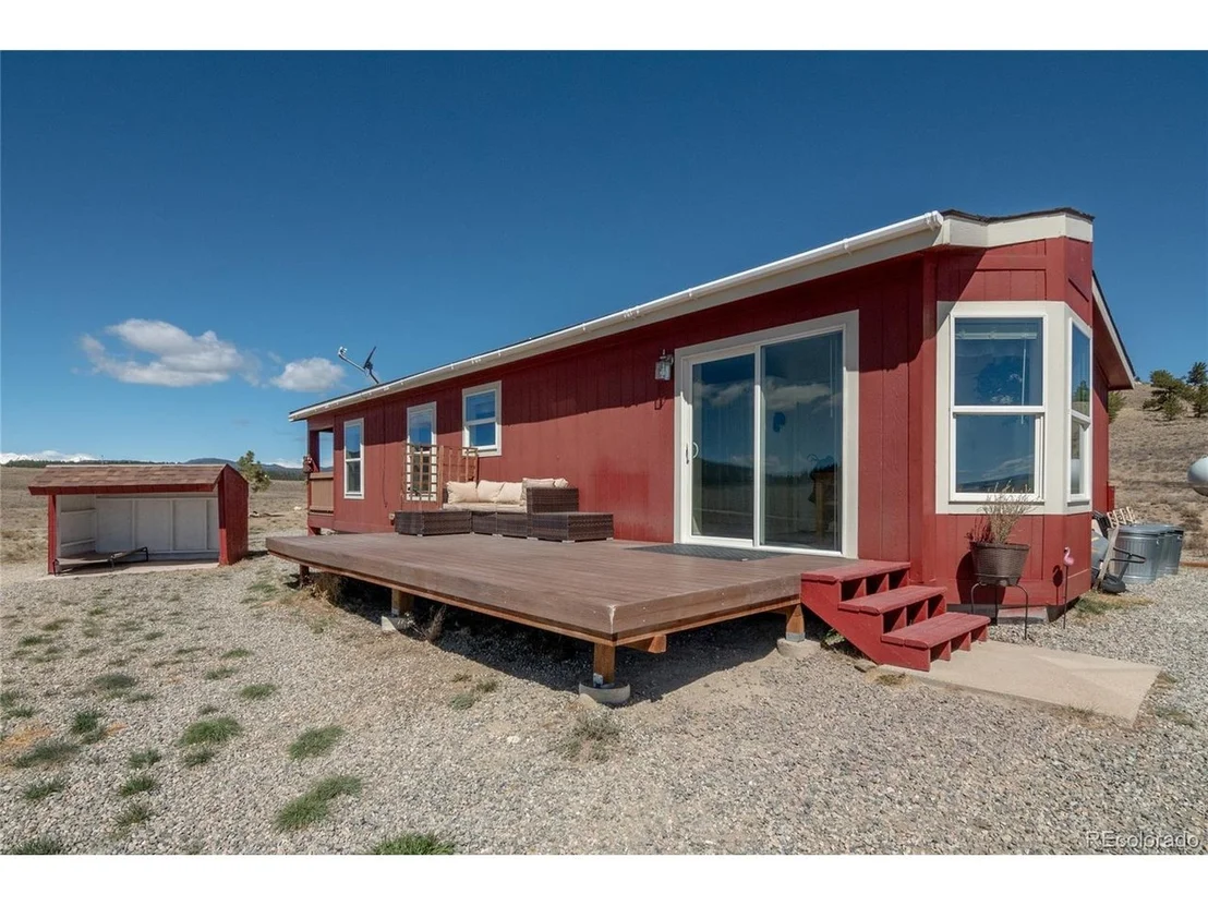 Photo of 261 Bridle Path