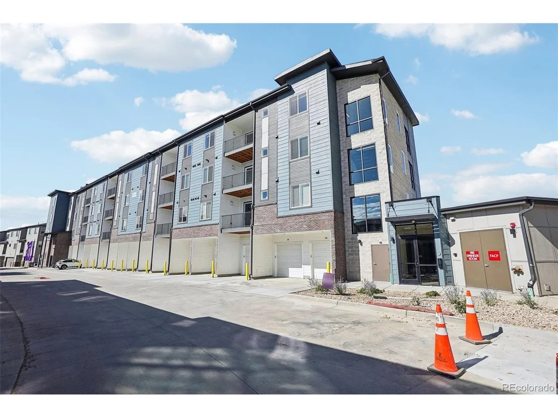 Photo of Unit 1307 at 487 Interlocken Blvd