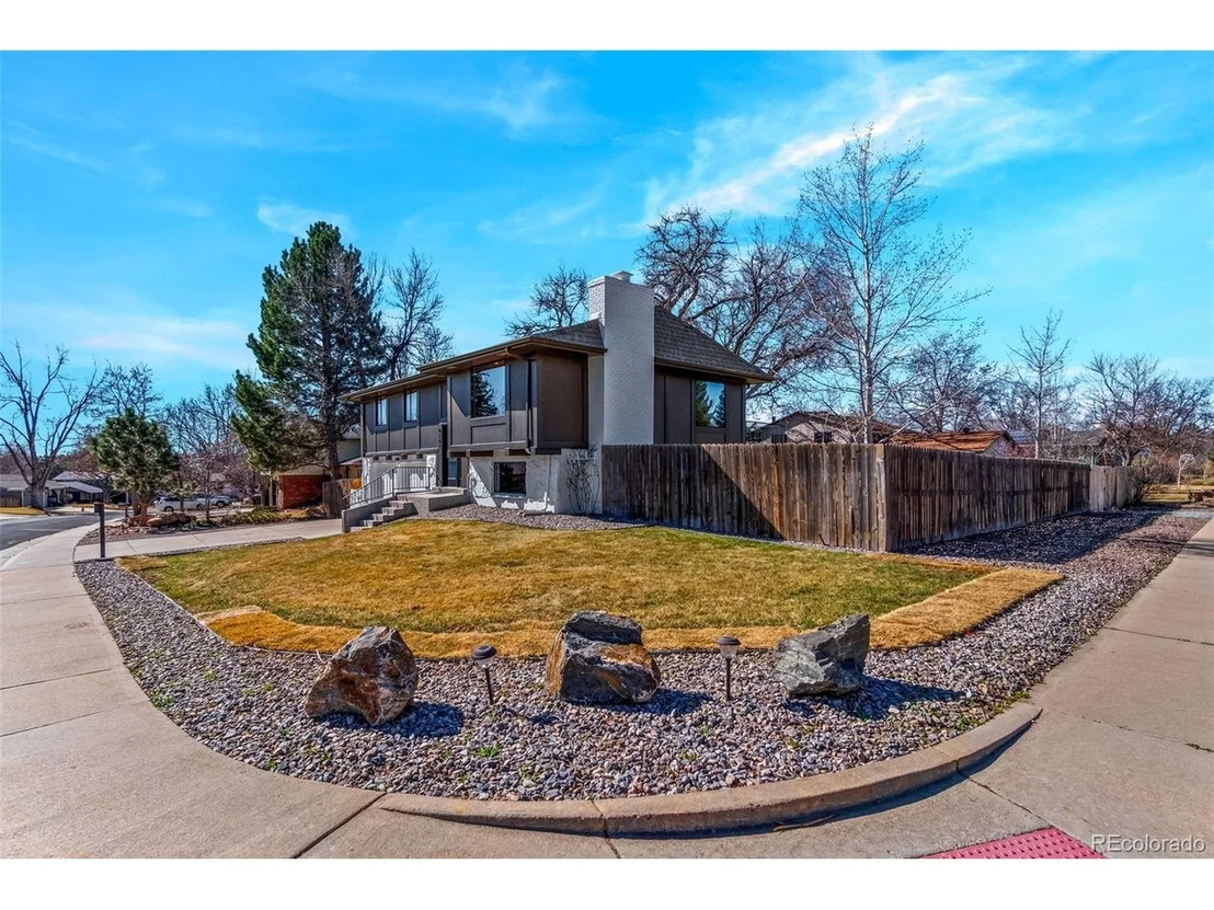 Photo of 8243 Everett Way