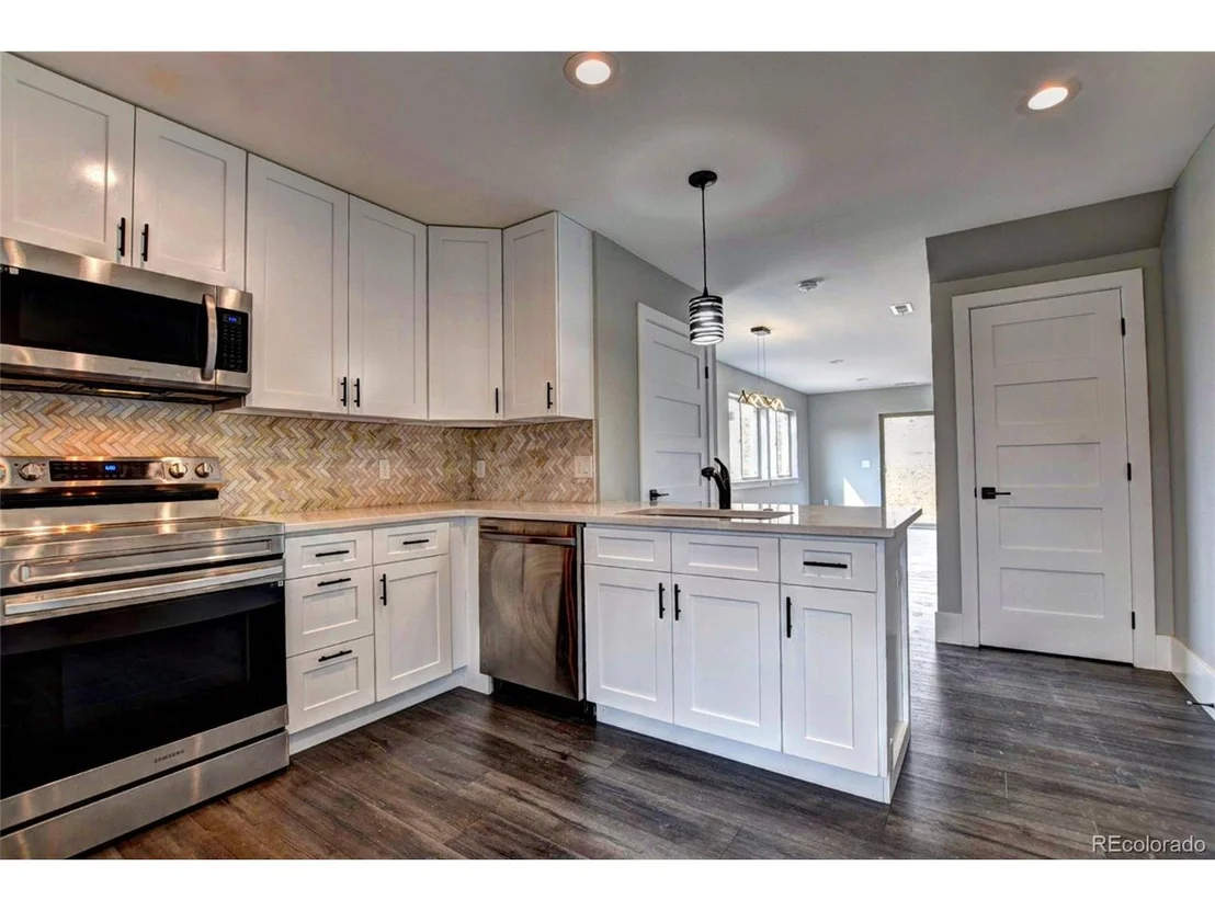 Photo of 2463 Arrowhead Dr