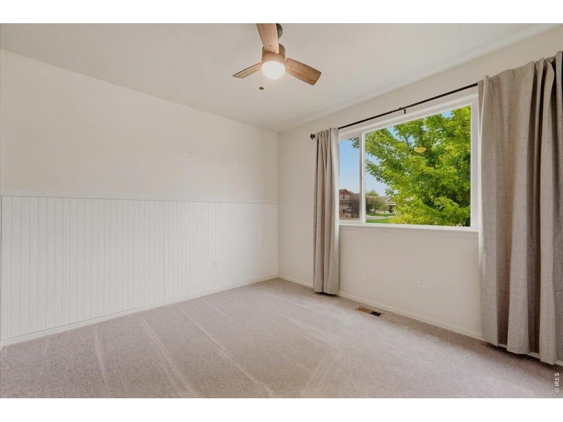 Photo of 639 Gore Range Dr