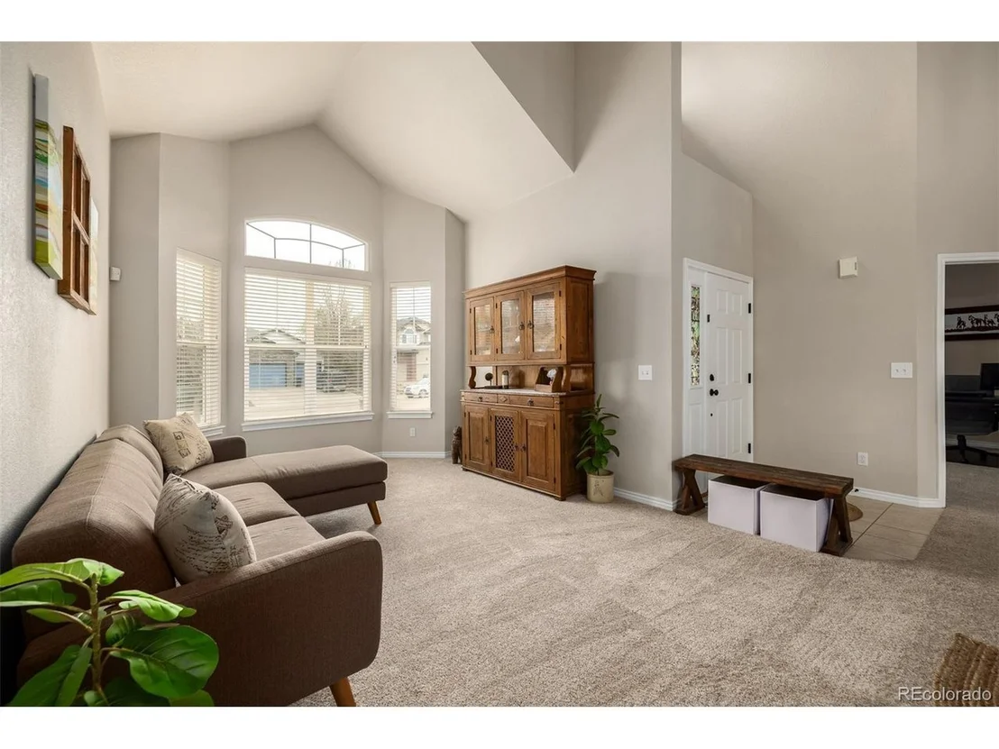 Photo of 1318 Reserve Dr