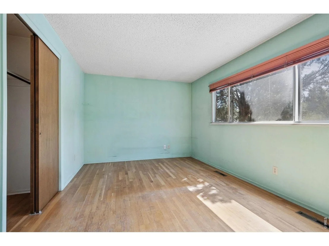 Photo of 4435 Grinnell Ave