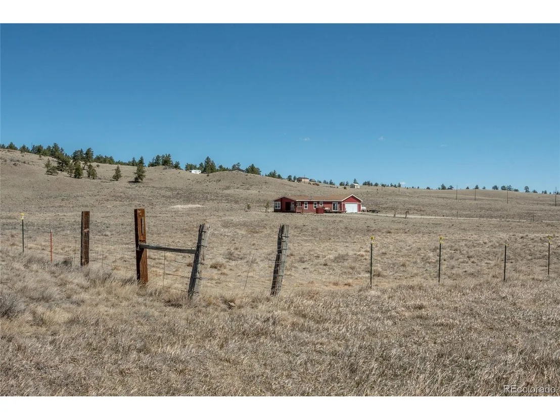 Photo of 261 Bridle Path