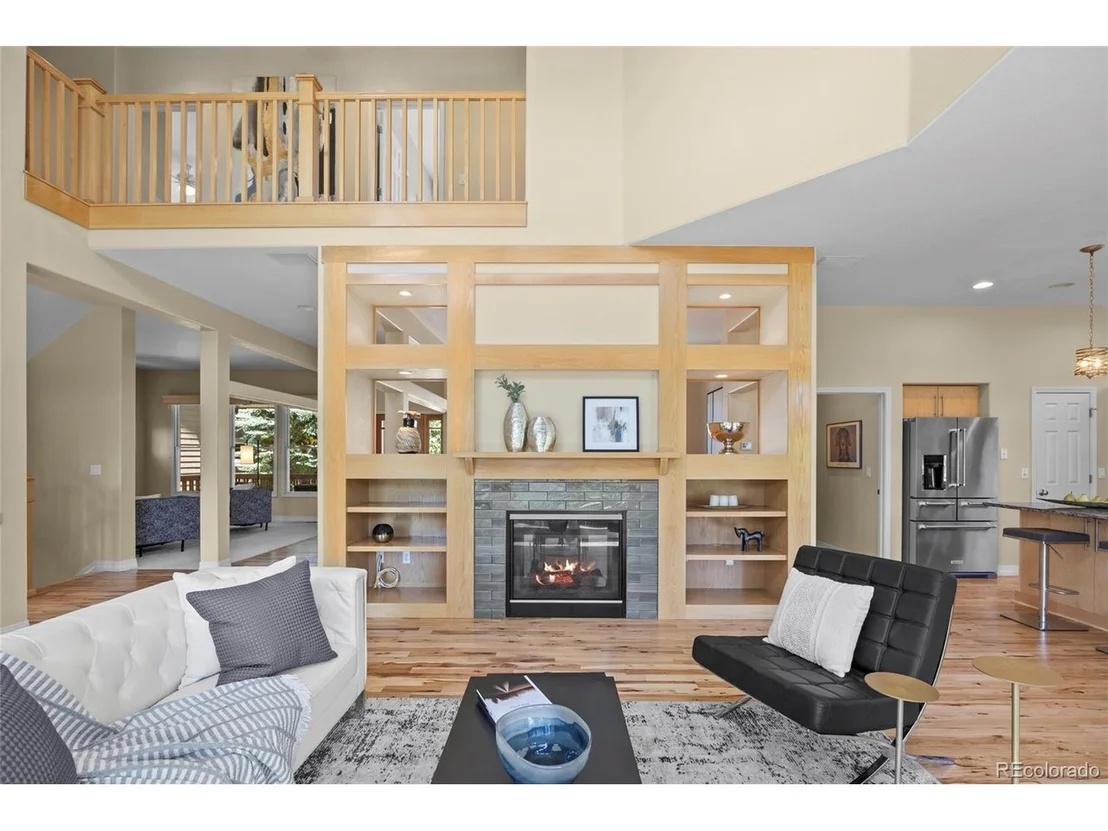 Photo of 7018 Forest Ridge Cir