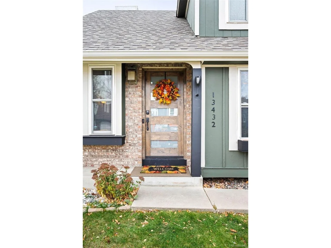 Photo of 13432 W 65th Pl